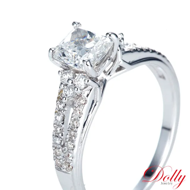 【DOLLY】1克拉 求婚戒18K金枕型車工鑽石戒指(003)