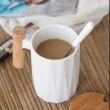 【OKAWA】木手柄馬克陶瓷杯(350ml 陶瓷杯 咖啡杯 馬克杯 早餐杯 生日禮物)