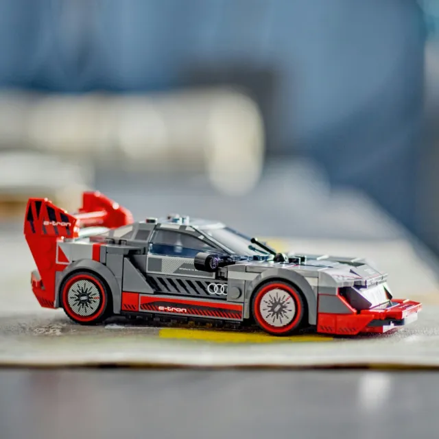 【LEGO 樂高】極速賽車系列 76921 Audi S1 e-tron quattro Race Car(奧迪 賽車 模型)