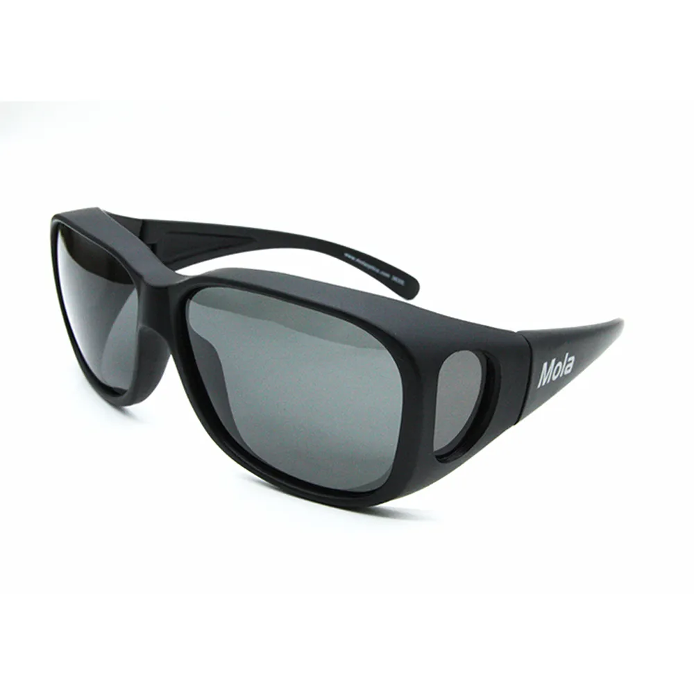 【MOLA 摩拉】近視包覆式大框偏光太陽眼鏡 套鏡 UV400 黑框 灰片 男女 3620Lblg(大框近視鏡框首選)