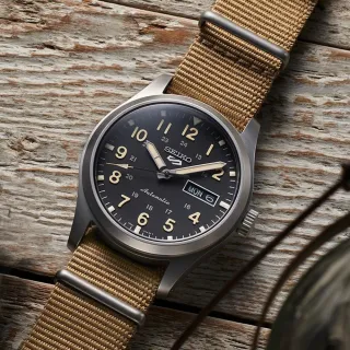 【SEIKO 精工】5 Sports系列 Lineup 復古軍風 機械腕錶 聖誕節 禮物 送禮(SRPG35K1/4R36-10A0U)