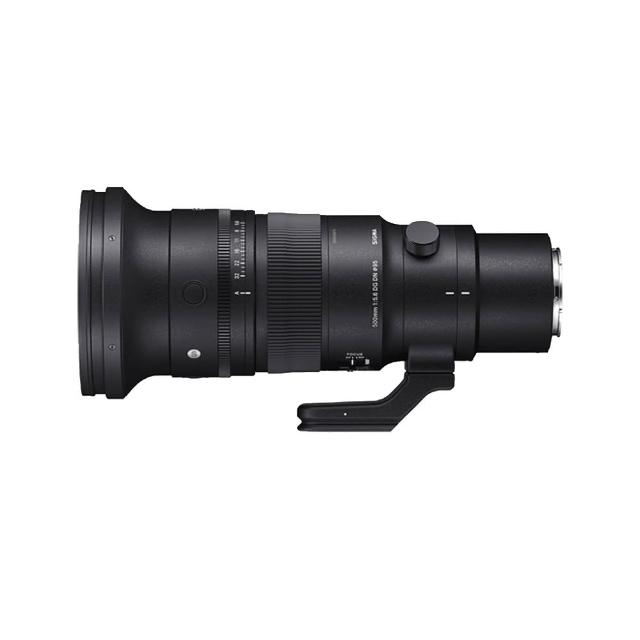 SIGMA 適馬 500mm F/5.6 DG DN OS Sports 是專為無反光鏡相機設計的頂級超遠攝鏡頭,搭載先進 DG DN 光學技術與 OS 光學防抖系統,提供 F/5.6 大光圈與優異銳利度,適合野生動物、鳥類及體育攝影。輕量化金屬鏡身,支援高速自動對焦,完美相容索尼 E 卡口與麗得卡口,專業攝影師首選,提升遠距拍攝效能與畫質表現。 SIGMA適馬 500mm F/5.6 DG DN OS Sports