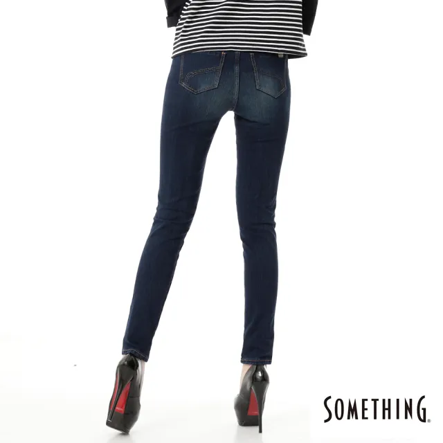【SOMETHING】女裝 梅杜莎基本窄直筒牛仔褲(酵洗藍)