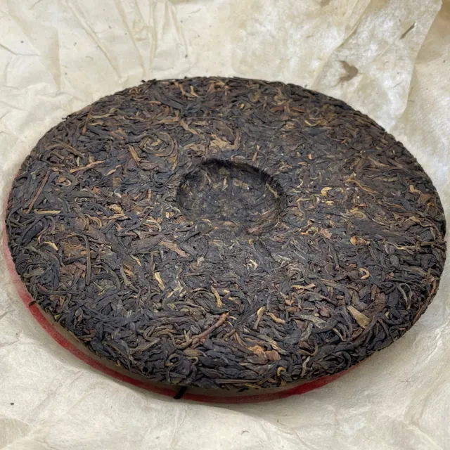 盛嘉源】訂製茶中茶牌圓茶大紅印2003年(普洱茶生茶357g) - momo購物網