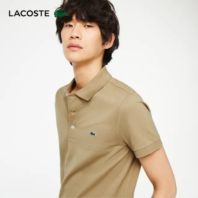 【LACOSTE】男裝-經典修身短袖Polo衫(卡其色)