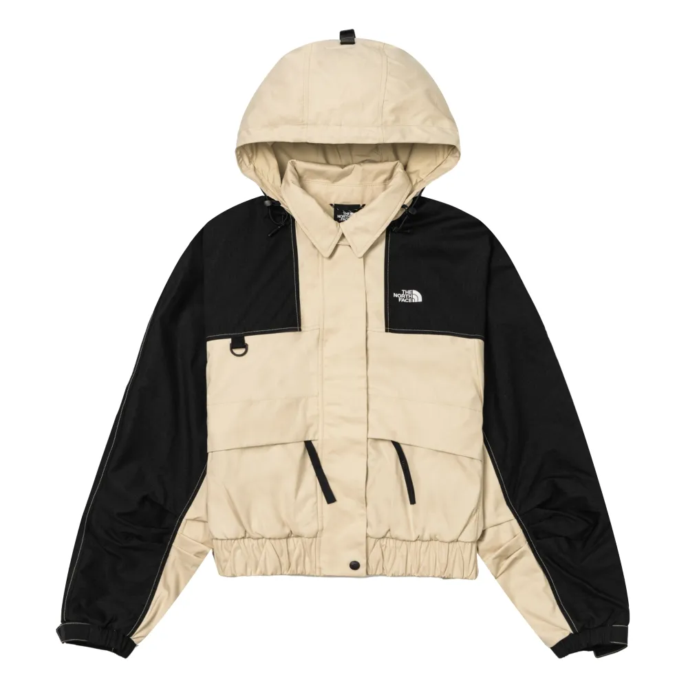 【The North Face】北面UE女款卡其色防潑水防風外套｜885D50P