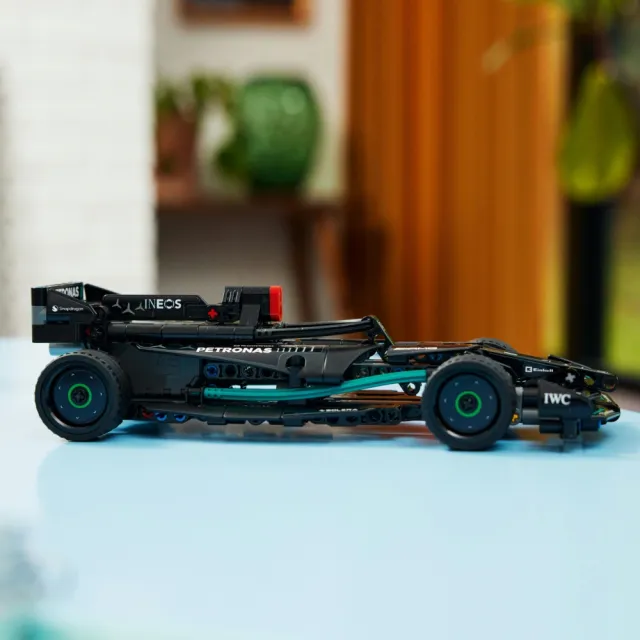 【LEGO 樂高】科技系列 42165 Mercedes-AMG F1 W14 E Performance Pull-Back(賓士 F1賽車 模型)