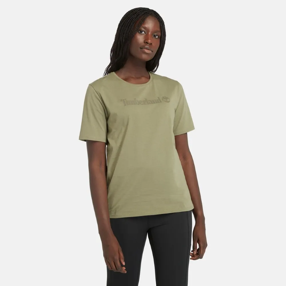 【Timberland】女款灰綠色 Logo 短袖休閒T恤(A6AZP590)