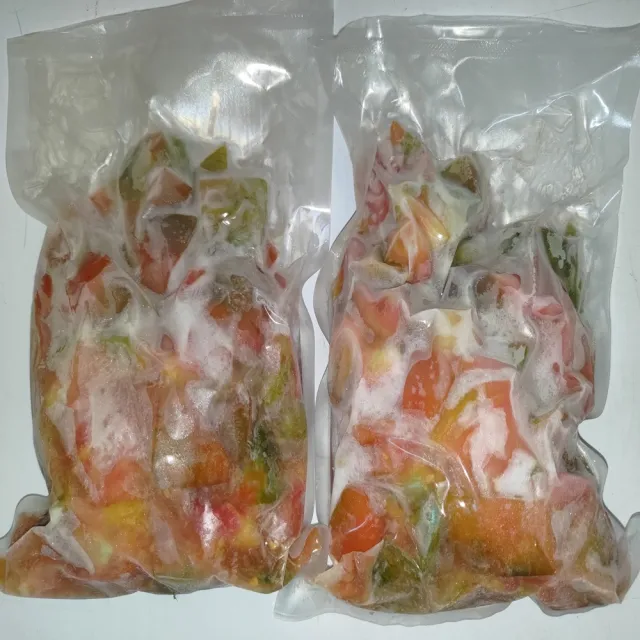 【皮果家】台灣自產冷凍番茄塊_10kg/箱(1kg*十包)