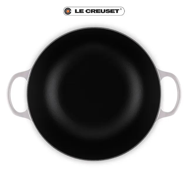 【Le Creuset】典藏琺瑯鑄鐵鍋媽咪鍋 28cm(柔粉紫-鋼頭-內鍋黑)
