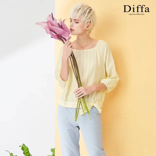 【Diffa】黃白條方領拉克蘭袖上衣-女