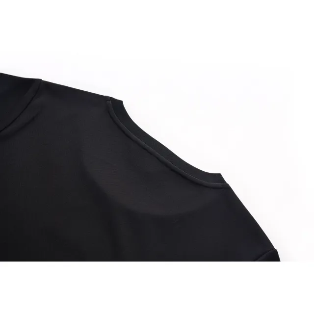 【FILA官方直營】女吸濕排汗拼接格紋短袖圓領T恤-黑色(5TEY-1742-BK)