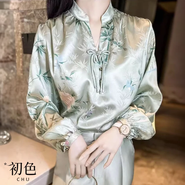 初色初色 中華風復古盤扣提花小V領立領長袖緞面襯衫上衣女上衣-淺綠色-33154(M-2XL可選)