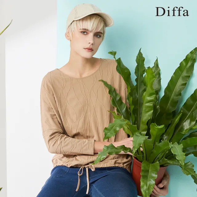 【Diffa】波浪織紋落肩設計針織衫-女