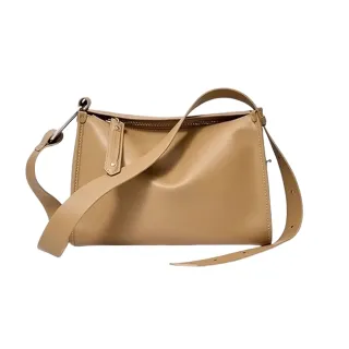 【Belinda】聖莫里隆簡約柔軟真皮可調式背帶方型包(奶茶色/咖啡色)