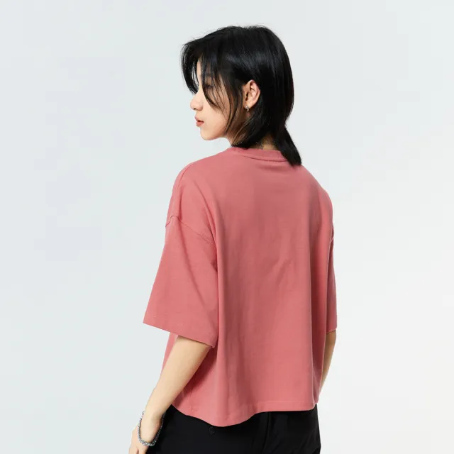 【Dickies】女款茶玫瑰色純棉重磅趣味印花寬鬆版型短袖T恤｜DK010849B81