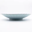 【瀨戶燒】日本製 瀨戶燒陶器 Hana 菊花盤 23cm 淡藍(花形盤、陶瓷盤、家庭料理盤)
