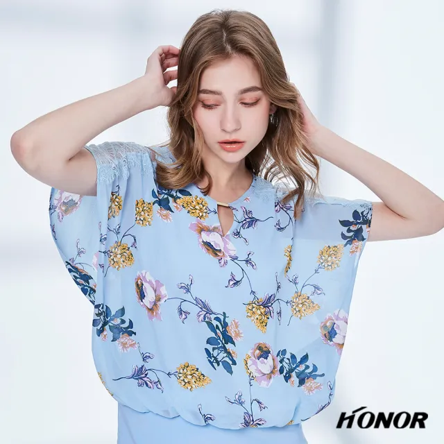 【HONOR 山形屋】質感花卉飛鼠袖上衣(MOMO獨家限定)