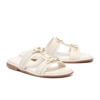 【AS 集團】個性時尚鉚釘工字寬帶羊皮平底拖鞋(米白)