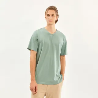 【Hang Ten】男裝-基本款BCI純棉素色V領腳丫短袖T恤(淺綠)