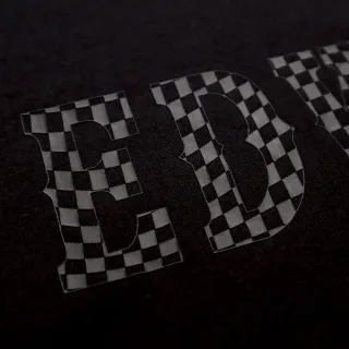 【EDWIN】男裝 人氣復刻款 賽車LOGO短袖T恤(黑色)