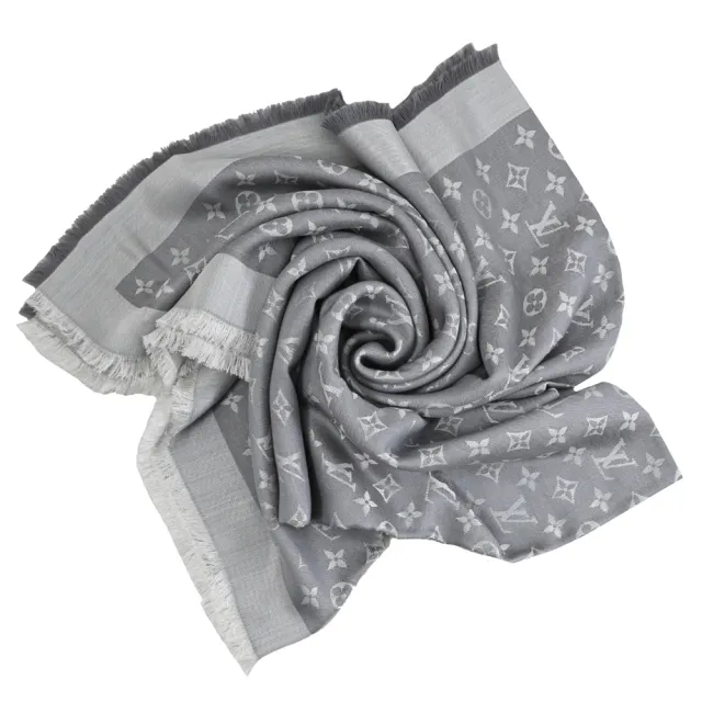 【Louis Vuitton 路易威登】M70804 Monogram Denim 經典花紋羊毛絲綢披肩圍巾(現貨)