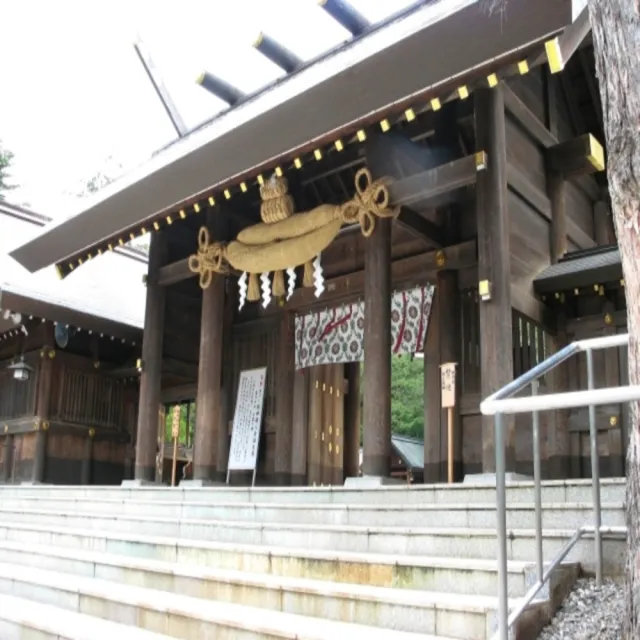 【吉航旅遊】北海道富良野洞爺湖花火節函館山纜車三大蟹吃到飽六日-星宇航空