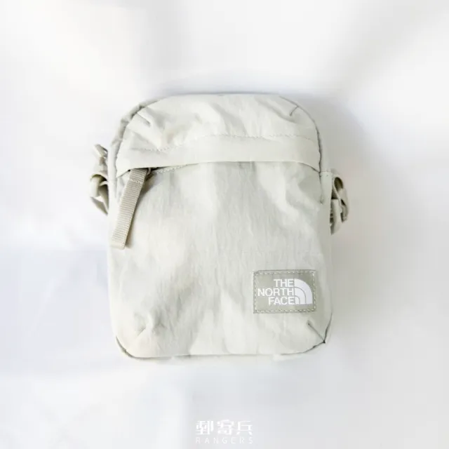 【The North Face】北臉 韓國 布標 LOGO 霧面 小包 隨身包 斜背包 包包 可調式(春夏新品)