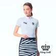 【KING GOLF】實體同步款-女款迷彩底紋刺繡印花立領拉鍊POLO衫/高爾夫球衫(白色)