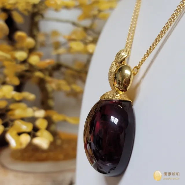 【優雅琥珀】來自波羅地海 櫻桃紅珀 手工精雕項鍊(具國際琥珀協會鑑定卡)