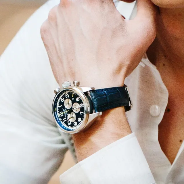 【AVIATOR 飛行員】AIRACOBRA P45 飛行風格計時腕錶 男錶 手錶 藍色(V.2.25.0.170.4)