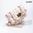 【ALDO】ABIRE-復古優雅壓花墬飾斜背包(花色)