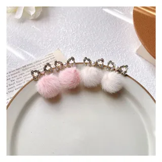 【MISA】無耳洞耳環 耳夾 夾式耳環 毛球耳環/韓國設計方晶珍珠蝴蝶結毛球造型夾式耳環(2色任選)