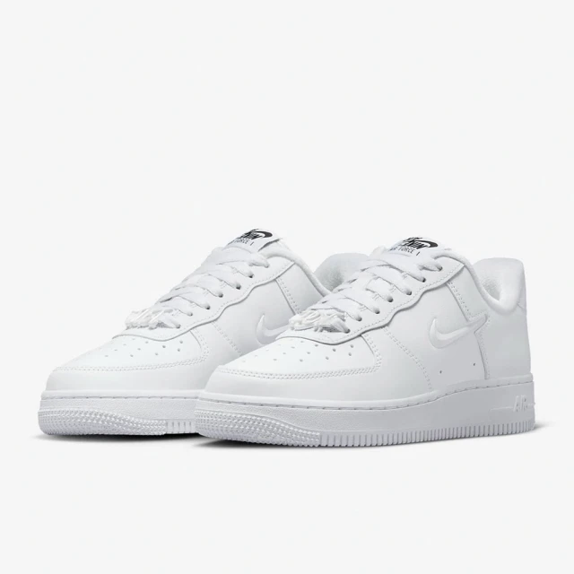 NIKE 耐吉 WMNS AIR FORCE 1 07 SE