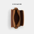 【COACH蔻馳官方直營】SULLIVAN經典Logo撞色翻蓋斜背手袋-QB/淺馬鞍棕色混合色(CS604)