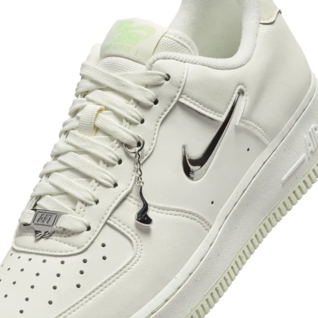 【NIKE 耐吉】運動鞋 休閒鞋 女鞋 W AIR FORCE 1 07 NN SE 米白 金屬 銀勾 皮革 AF1 低筒(FN8540100)