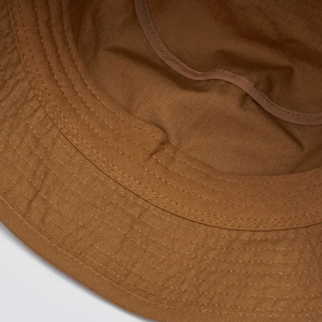 【Dickies】男女款棕色純棉暗格紋側邊品牌Logo織標漁夫帽｜DK013054BD0