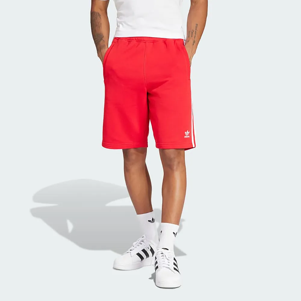 【adidas 愛迪達】短褲 男款 運動褲 3-STRIPE SHORT 紅 IM9425