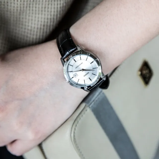 【CASIO 卡西歐】復古文青指針錶(MTP-V004L/LTP-V004L)