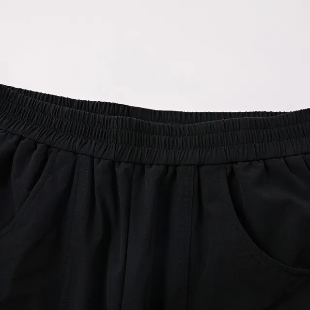 【PONY】防潑水抗污工作短褲  鬆緊帶設計 女服飾 女性-黑(悠閒膝上女短褲)
