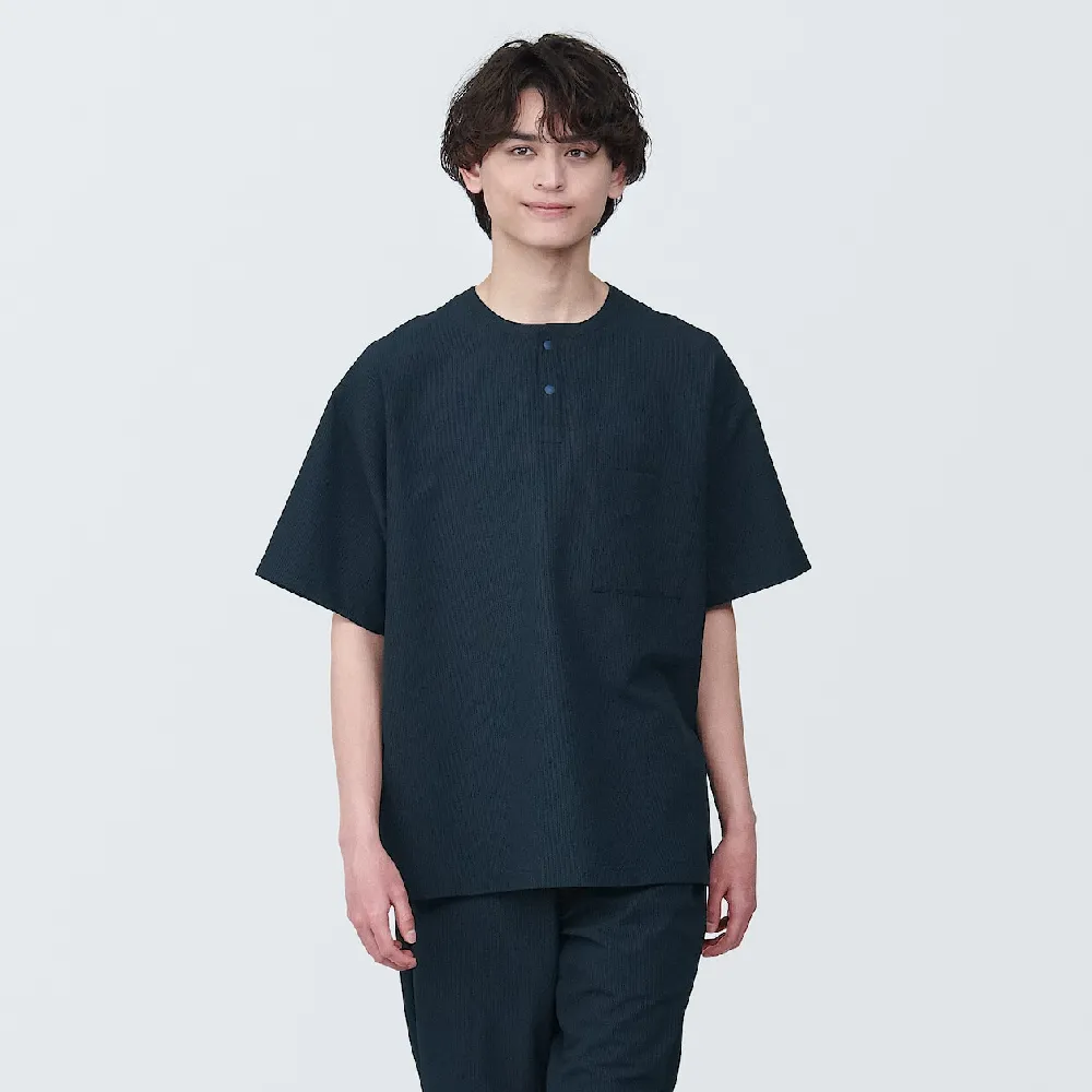 【MUJI 無印良品】男透氣彈性泡泡紗亨利領短袖布帛T恤(共3色)