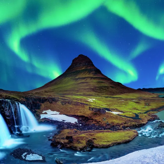 【冰島極光15日】冰與火的國度(藍色溫泉湖 冰島壯麗大瀑布 冰島極光)
