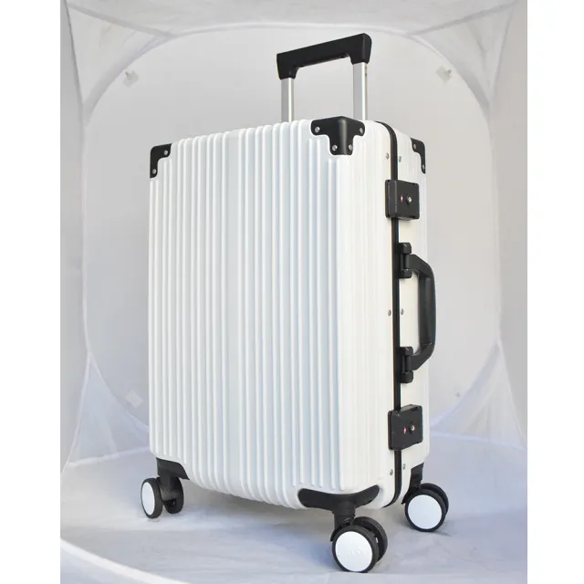 【WALLABY】復古鋁框行李箱 28吋行李箱 旅行箱 直角行李箱 拉桿箱 超大行李箱 輕量行李箱