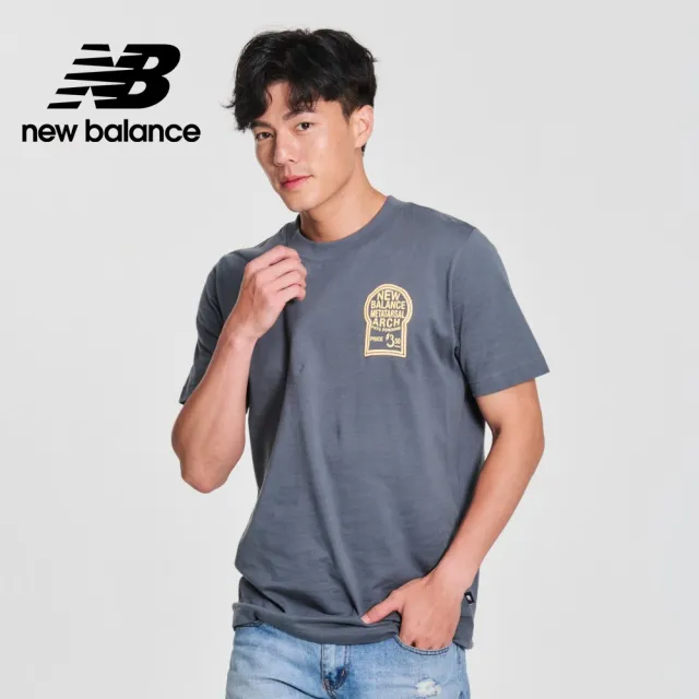 【NEW BALANCE】NB 特殊印刷插圖短袖上衣_男性_深灰色_MT41913GT(美版 版型偏大)