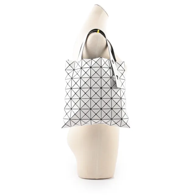 【ISSEY MIYAKE 三宅一生】BAO BAO PRISM 7X7 亮面手提包(白色)