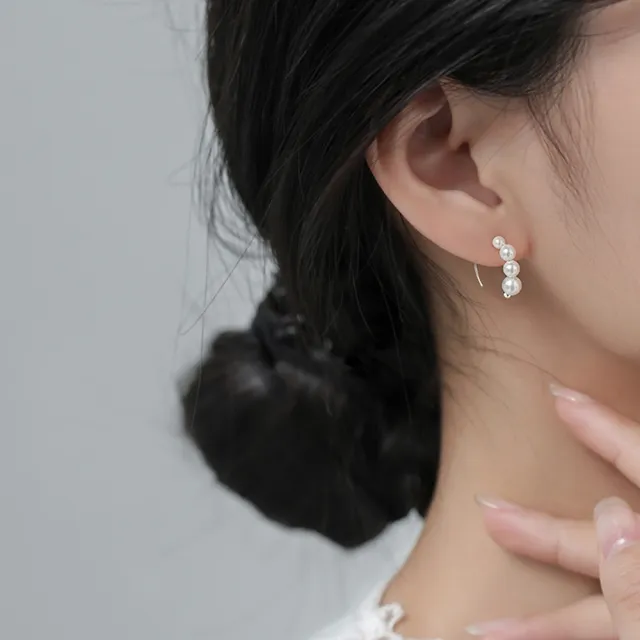 【Emi 艾迷】韓系青春波瀾大小珍珠勾勒 925銀針 耳環 耳勾
