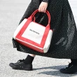 【Balenciaga 巴黎世家】NAVY 簡約LOGO厚帆布拼接附萬用袋大手提包托特包(紅邊)