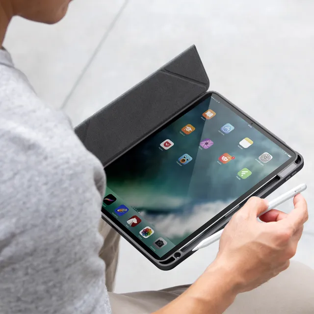 【UNIQ】iPad Pro 13吋 2024 M4 Moven 磁吸帶筆槽透明平板保護套