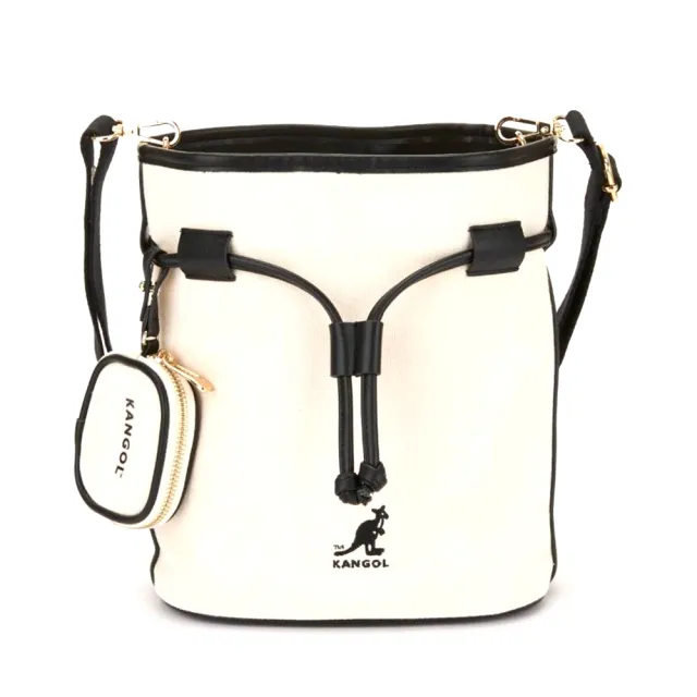 【KANGOL】英國袋鼠時尚文青LOGO磁扣水桶斜背側背包-共2色