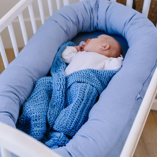 【unilove 官方總代理】Hugme Plus可攜床邊床+Snuzii多功能床中床(攜帶型嬰兒床 床圍可拆)